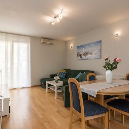 Barita Apartment ซาดาร์ ภายนอก รูปภาพ