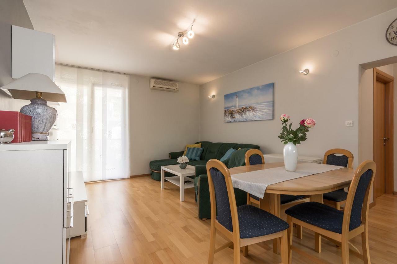 Barita Apartment ซาดาร์ ภายนอก รูปภาพ